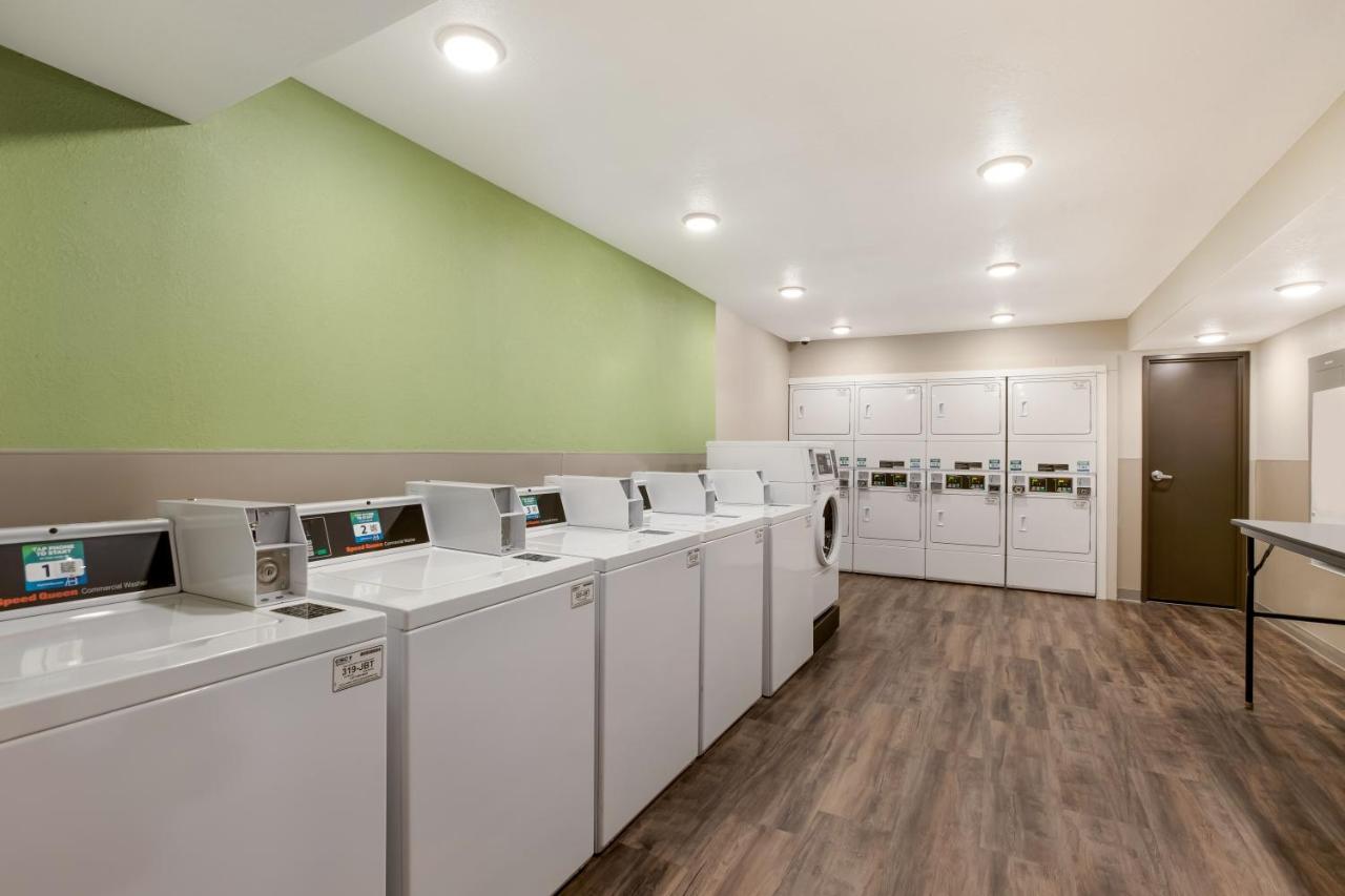 Woodspring Suites South Brunswick - Princeton Monmouth Junction Екстериор снимка