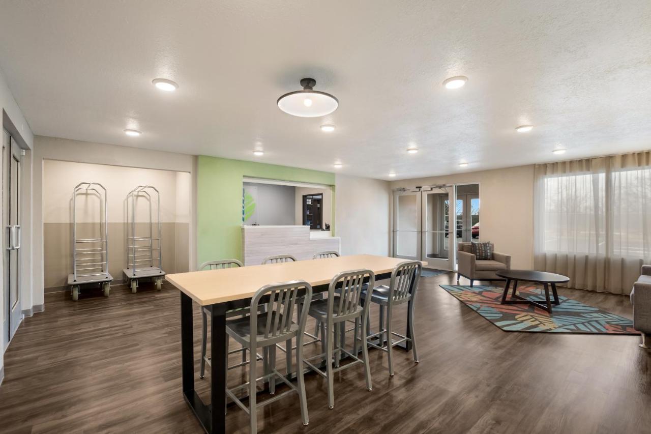 Woodspring Suites South Brunswick - Princeton Monmouth Junction Екстериор снимка